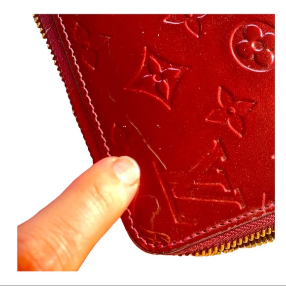 Authentic Louis Vuitton Zippy Wallet Vernis - Picture 4 of 16